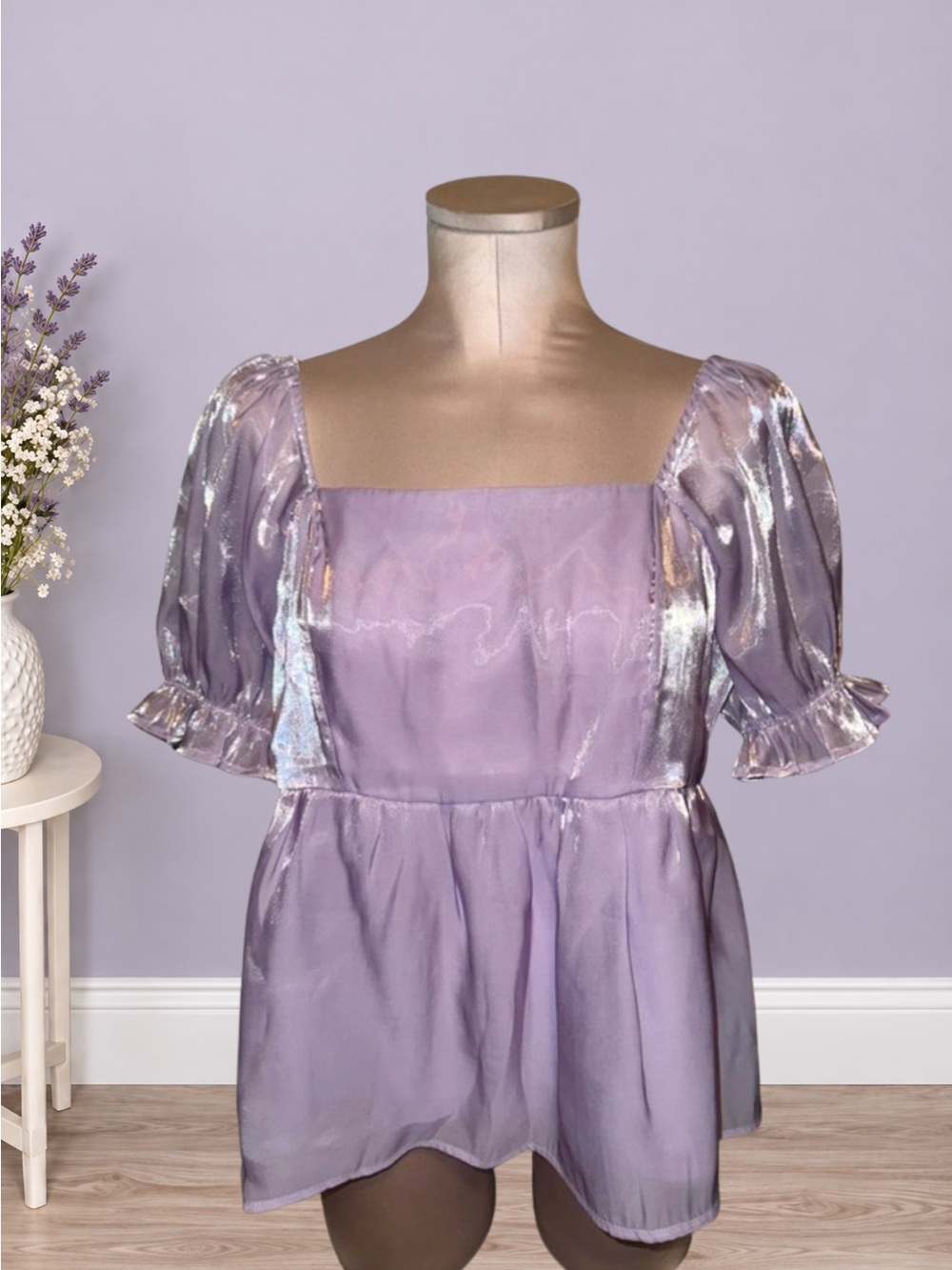 BohoBlu NWOT Lilac Shimmer Puff Sleeve Babydoll Top Size Large